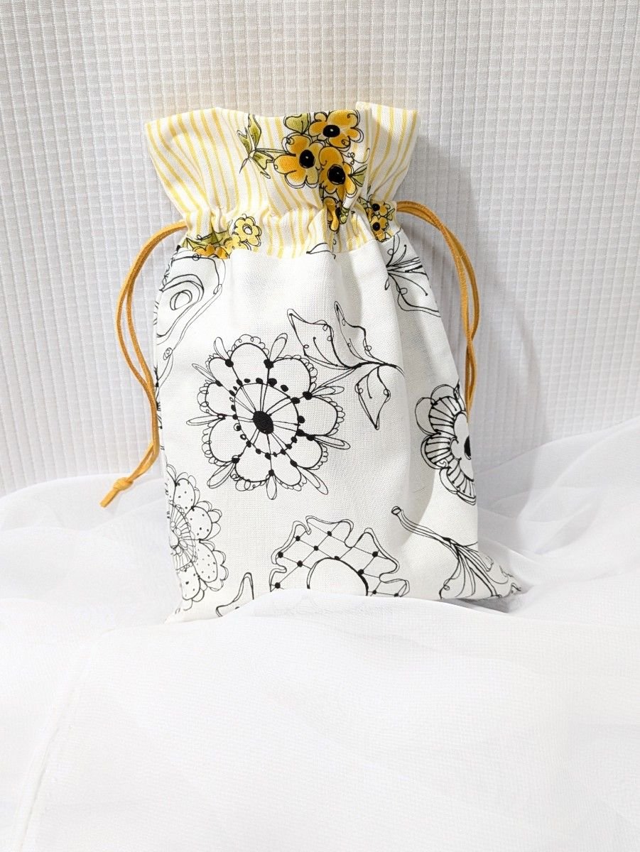 ハンドメイド 巾着袋 おしゃれなイラスト ロラライハリス廃盤