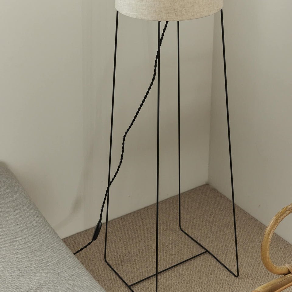 unico ウニコ CONE フロアランプ aproz_thum402.jpg